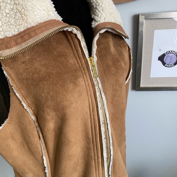 Michael Kors Vest - Picture 4 of 6